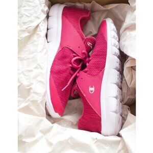 Pink Champions / 9 us women / 7 UK